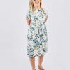 robe adaptée motifs fleurs