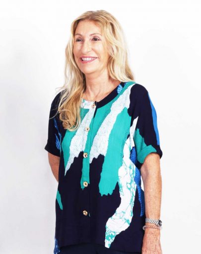 blouse-adaptee-Léna-ete-2019-FB92739-104-marine-et-turquoise
