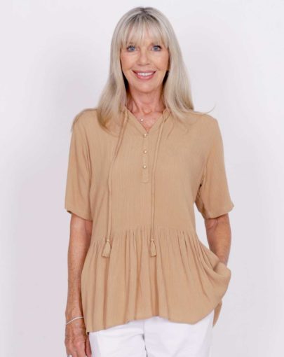 blouse-adaptée-lily-printemps-ete–2020-FB04679-232-beige-mannequin-devant