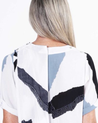 blouse-adaptee-Léna-ete-2019-FB92739-103-blanc-noir-gris-dos