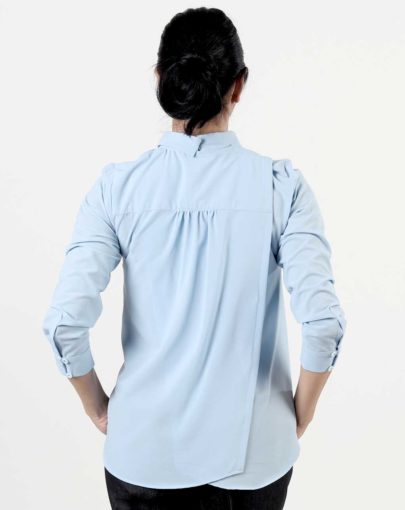 blouse-adaptee-gisele-automne-hiver-2020-FB04665-115-bleu-pale-dos-ferme